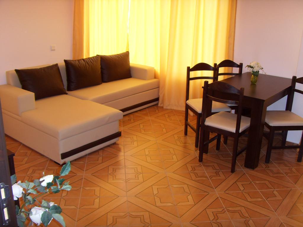 Saint Elena Apartcomplex Σάνι Μπιτς Εξωτερικό φωτογραφία